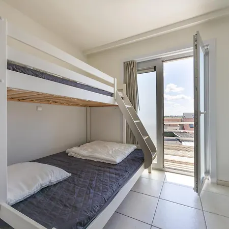 Volledig Gerenoveerd 2 Slaapkamer In Westende-bad, 250 M Het *