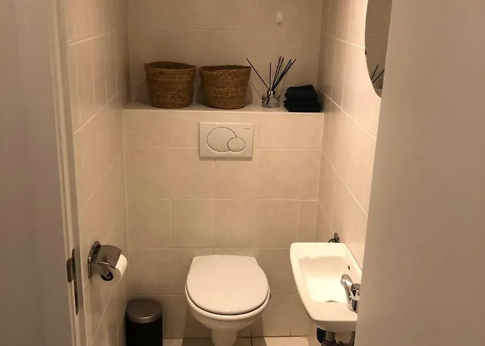 Apartment Volledig Gerenoveerd 2 Slaapkamer In Westende-bad, 250 M Het