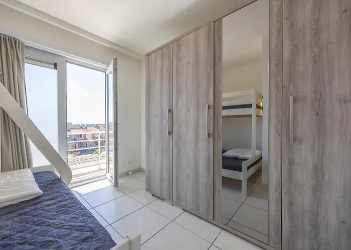 Apartment Volledig Gerenoveerd 2 Slaapkamer In Westende-bad, 250 M Het Westende-Bad